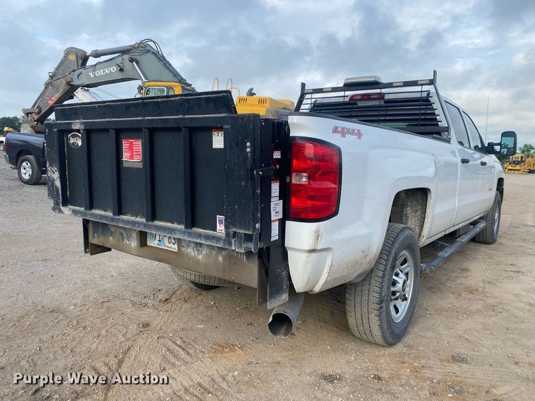 image for item DL7227 2015 Chevrolet Silverado 2500HD  Crew Cab pickup truck