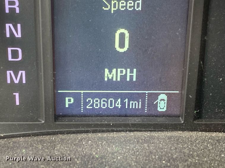 image for item DL7227 2015 Chevrolet Silverado 2500HD  Crew Cab pickup truck