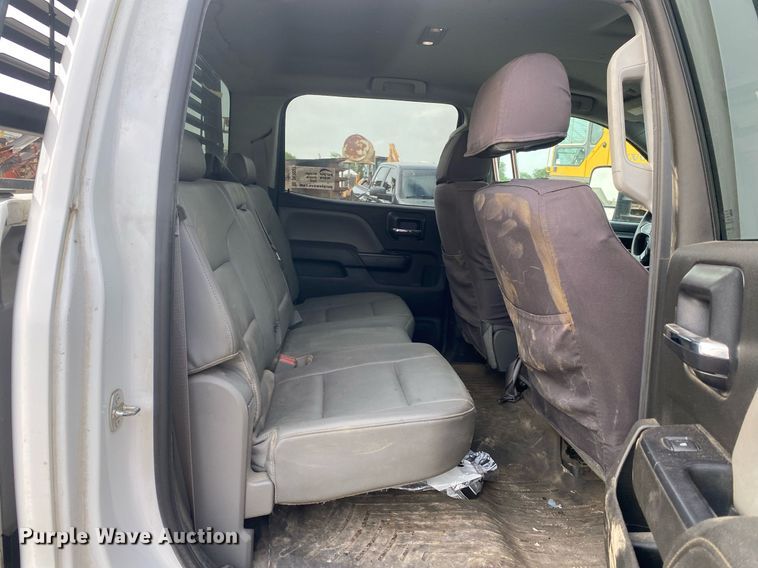 image for item DL7227 2015 Chevrolet Silverado 2500HD  Crew Cab pickup truck