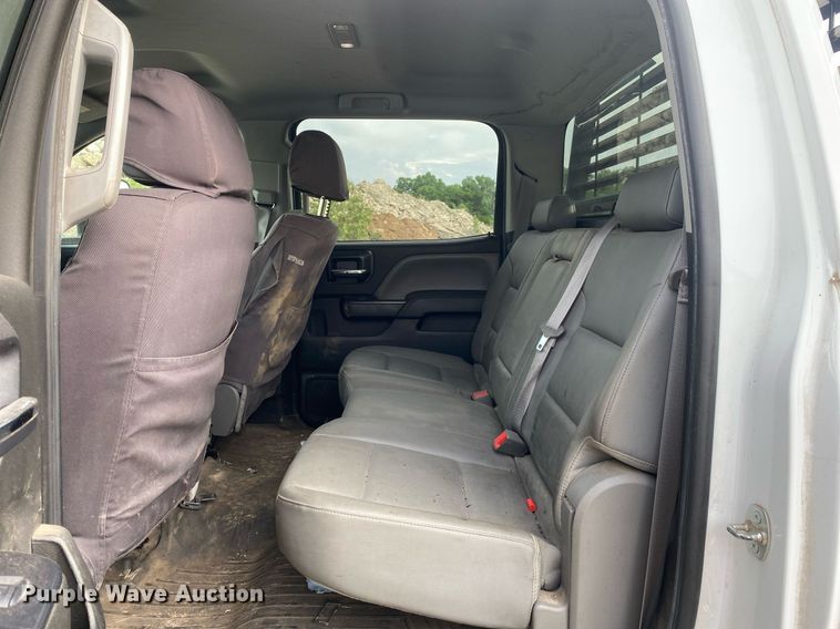 image for item DL7227 2015 Chevrolet Silverado 2500HD  Crew Cab pickup truck