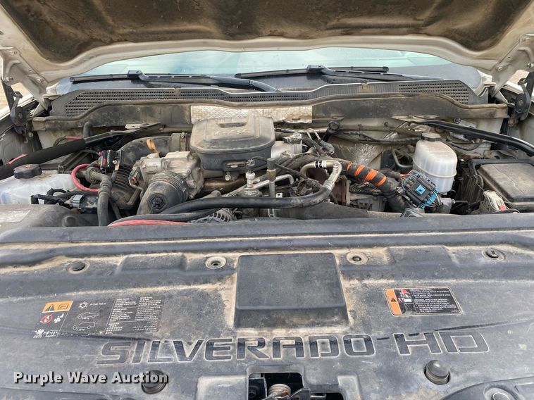 image for item DL7227 2015 Chevrolet Silverado 2500HD  Crew Cab pickup truck