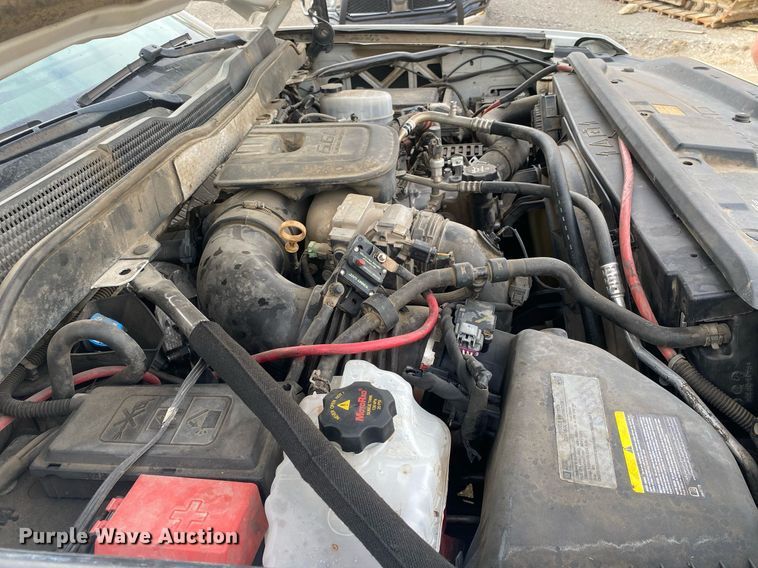 image for item DL7227 2015 Chevrolet Silverado 2500HD  Crew Cab pickup truck