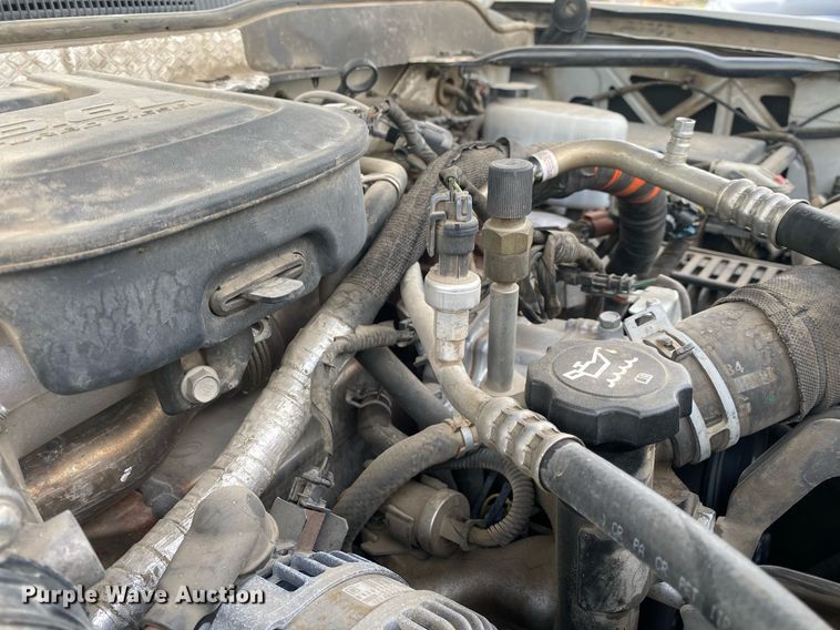 image for item DL7227 2015 Chevrolet Silverado 2500HD  Crew Cab pickup truck