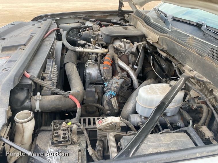 image for item DL7227 2015 Chevrolet Silverado 2500HD  Crew Cab pickup truck