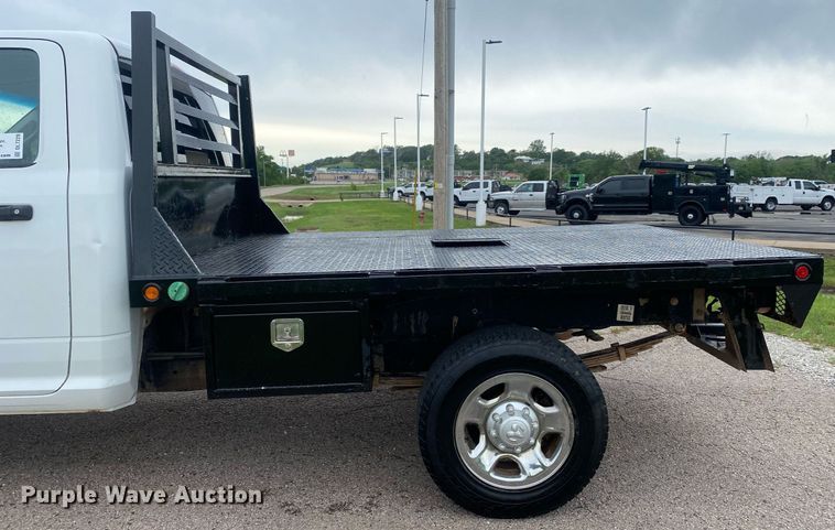 image for item DL7229 2012 Dodge Ram 2500  flatbed pickup truck