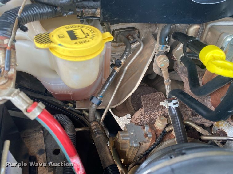 image for item DL7229 2012 Dodge Ram 2500  flatbed pickup truck