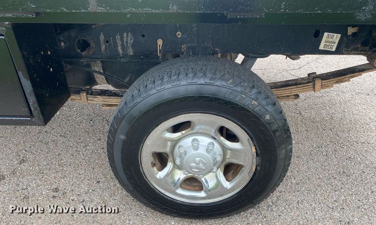 image for item DL7229 2012 Dodge Ram 2500  flatbed pickup truck