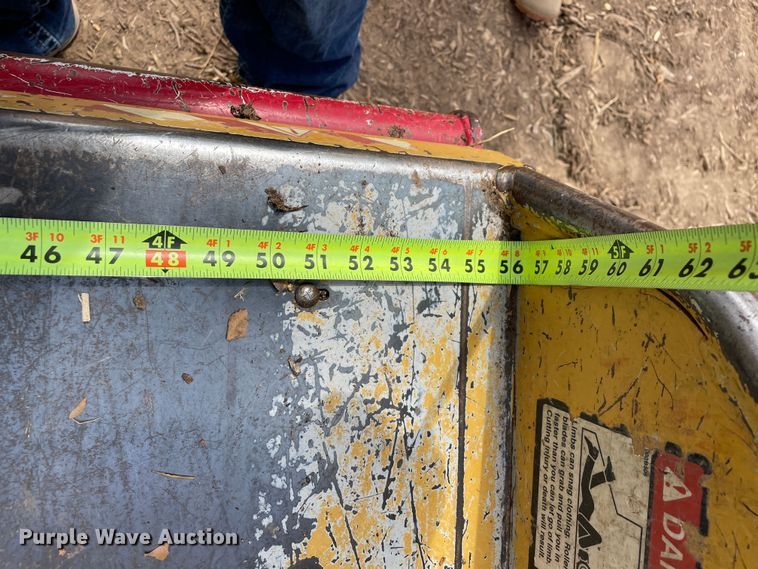 image for item DN4643 2004 Vermeer BC1400XL  wood chipper