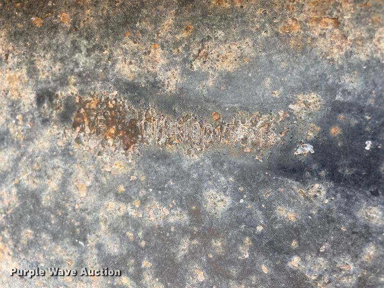 image for item DN4643 2004 Vermeer BC1400XL  wood chipper