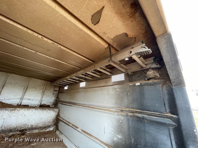 image for item DN4644 2008 International 4300  chipper truck