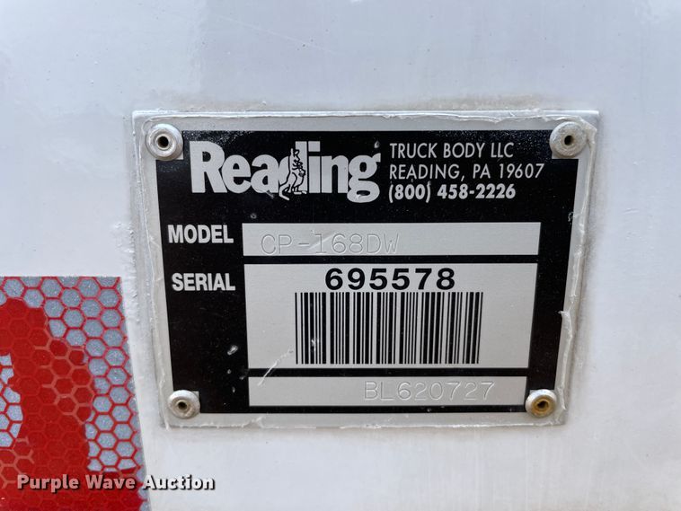 image for item DN4644 2008 International 4300  chipper truck