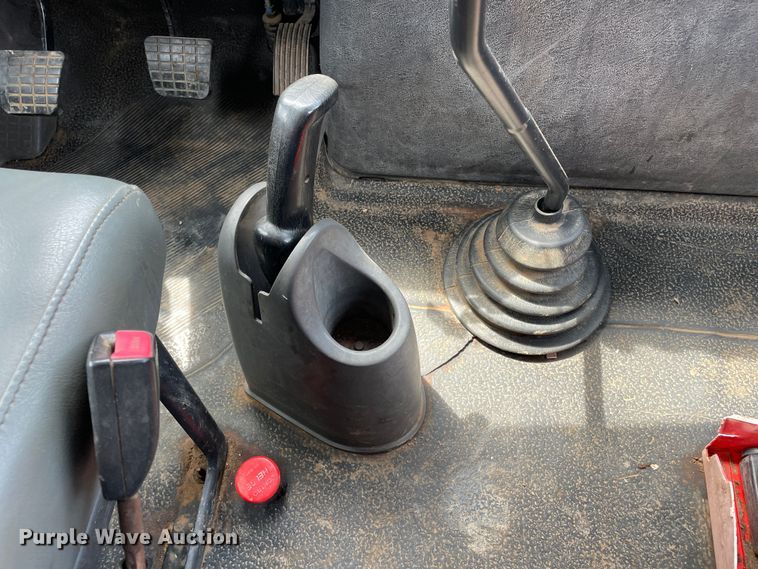 image for item DN4644 2008 International 4300  chipper truck