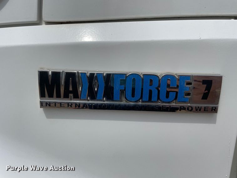 image for item DN4644 2008 International 4300  chipper truck