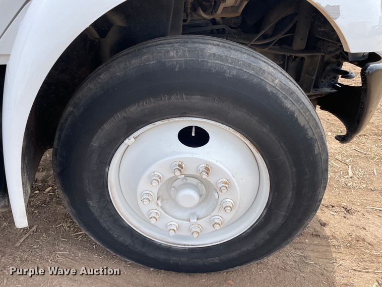 image for item DN4644 2008 International 4300  chipper truck