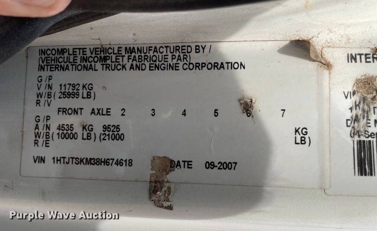 image for item DN4644 2008 International 4300  chipper truck