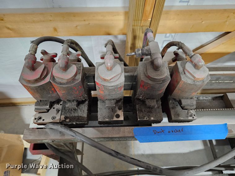 image for item DO4362 Sheet metal notcher