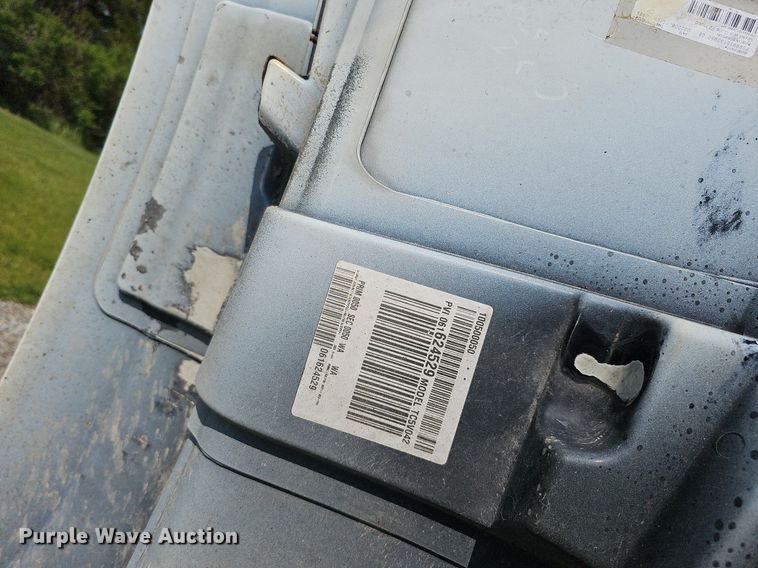 image for item DO4390 2006 GMC C5500  party bus