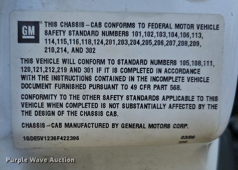 image for item DO4390 2006 GMC C5500  party bus