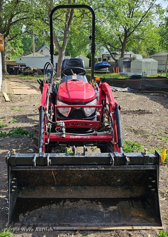 image for item DO4397 2016 Mahindra eMax 25S  MFWD tractor