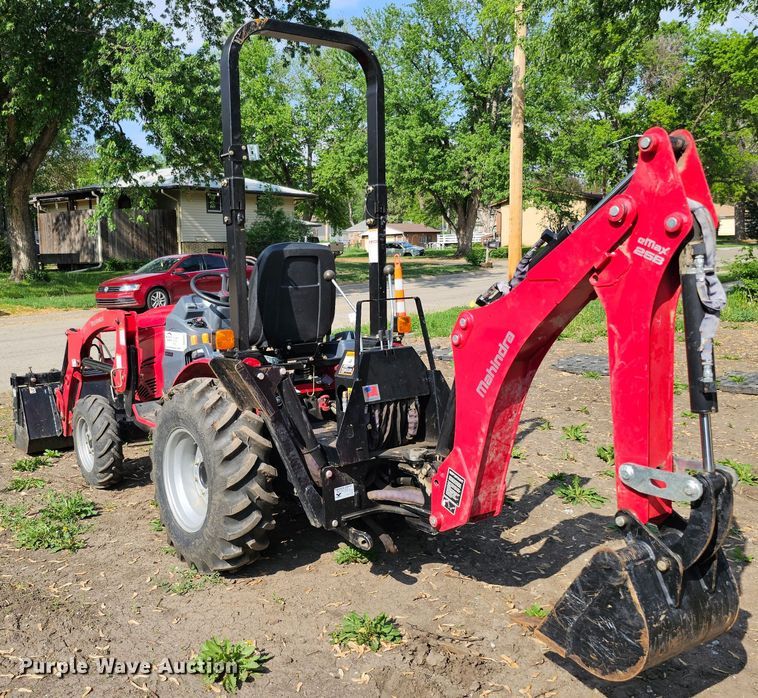 image for item DO4397 2016 Mahindra eMax 25S  MFWD tractor