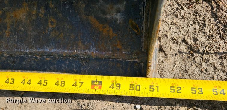 image for item DO4397 2016 Mahindra eMax 25S  MFWD tractor