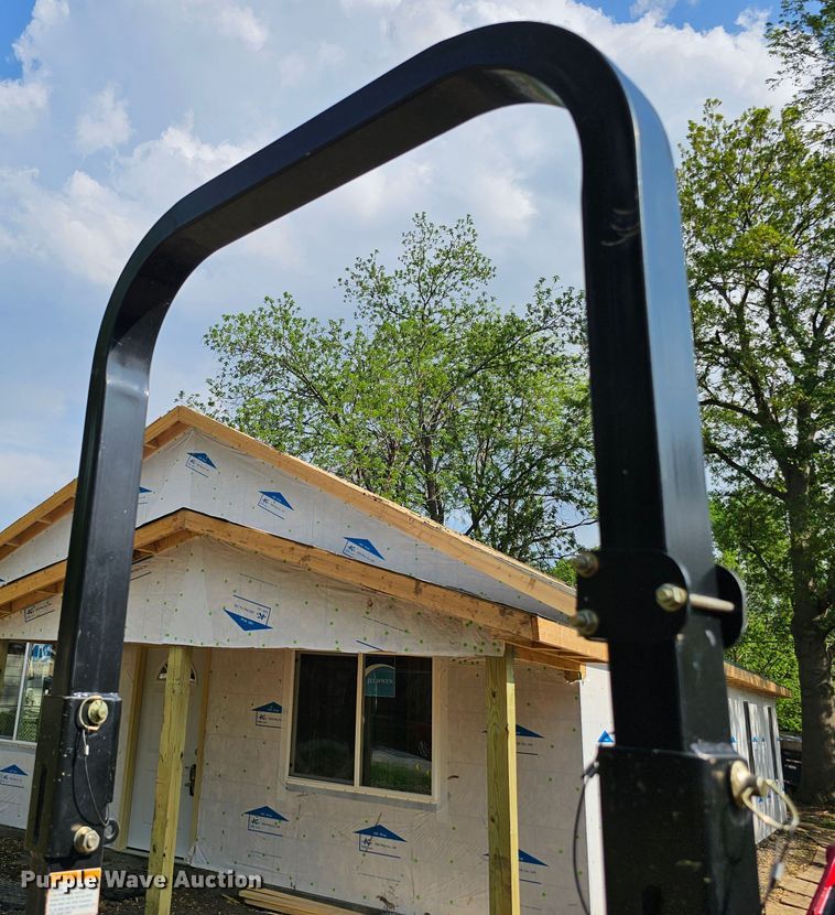 image for item DO4397 2016 Mahindra eMax 25S  MFWD tractor