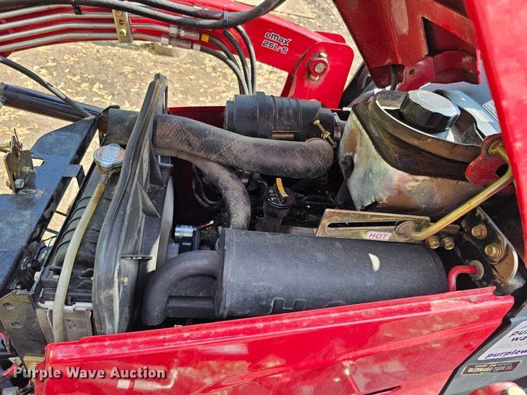 image for item DO4397 2016 Mahindra eMax 25S  MFWD tractor