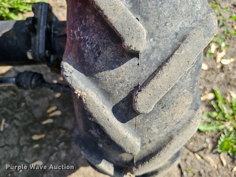 image for item DO4397 2016 Mahindra eMax 25S  MFWD tractor