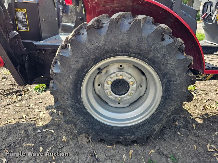 image for item DO4397 2016 Mahindra eMax 25S  MFWD tractor