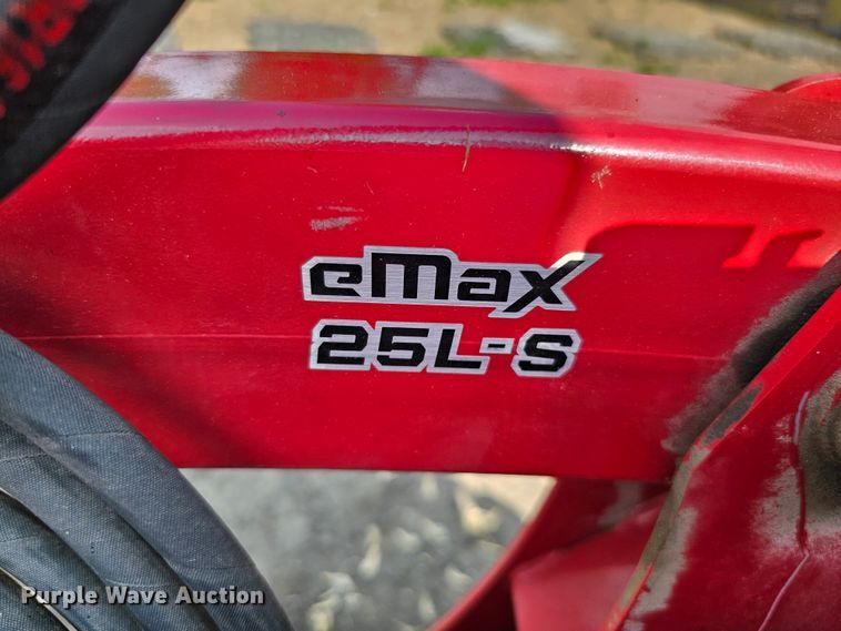 image for item DO4397 2016 Mahindra eMax 25S  MFWD tractor