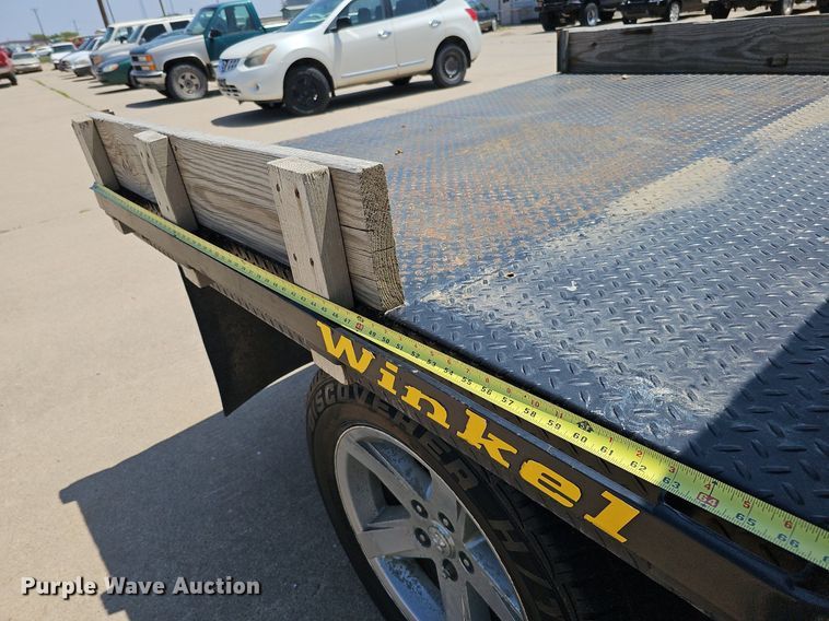 image for item DO4413 2009 Dodge Ram 1500  Crew Cab flatbed pickup truck