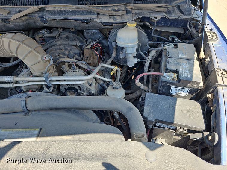 image for item DO4413 2009 Dodge Ram 1500  Crew Cab flatbed pickup truck