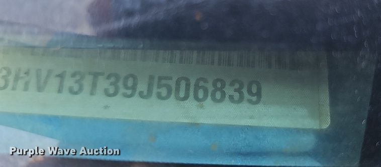 image for item DO4413 2009 Dodge Ram 1500  Crew Cab flatbed pickup truck