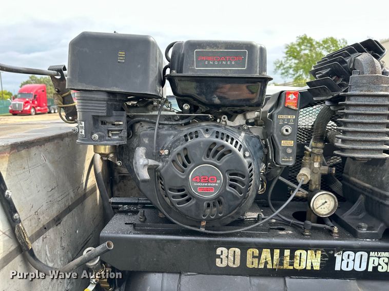 image for item DO4927 1995 Chevrolet Cheyenne 3500  utility bed pickup truck