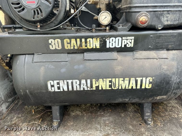 image for item DO4927 1995 Chevrolet Cheyenne 3500  utility bed pickup truck