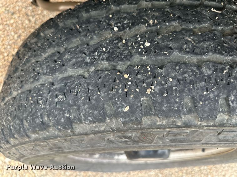 image for item DO4927 1995 Chevrolet Cheyenne 3500  utility bed pickup truck