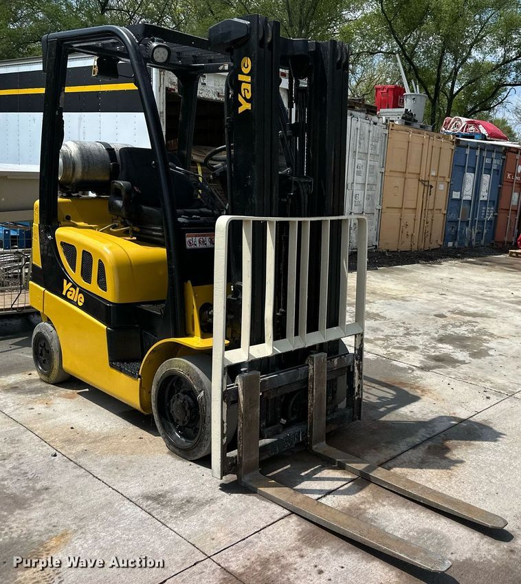 image for item DO4933 Yale GLC050VXNDAE085  forklift