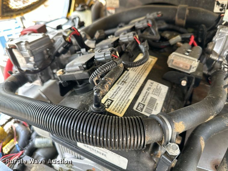 image for item DO4933 Yale GLC050VXNDAE085  forklift