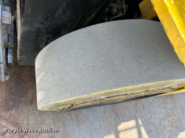 image for item DO4933 Yale GLC050VXNDAE085  forklift