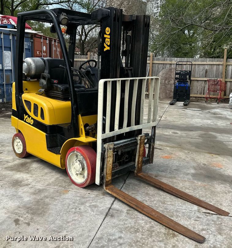 image for item DO4934 Yale GLC050VXNVSE083  forklift