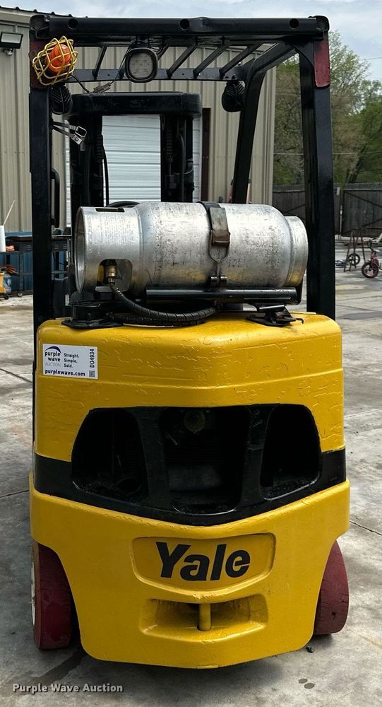 image for item DO4934 Yale GLC050VXNVSE083  forklift