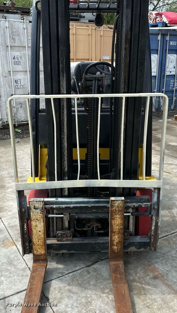 image for item DO4934 Yale GLC050VXNVSE083  forklift