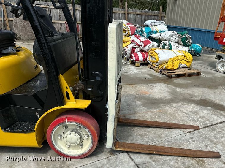 image for item DO4934 Yale GLC050VXNVSE083  forklift