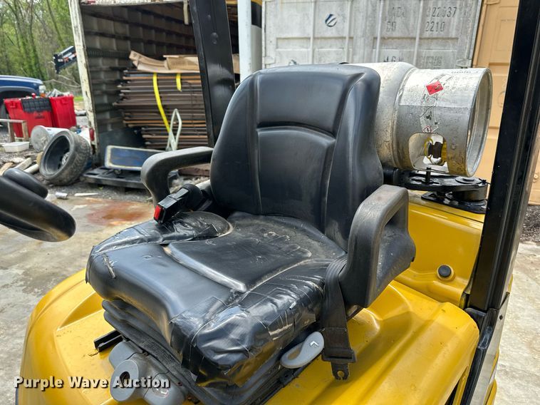 image for item DO4934 Yale GLC050VXNVSE083  forklift