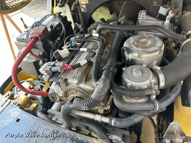 image for item DO4934 Yale GLC050VXNVSE083  forklift