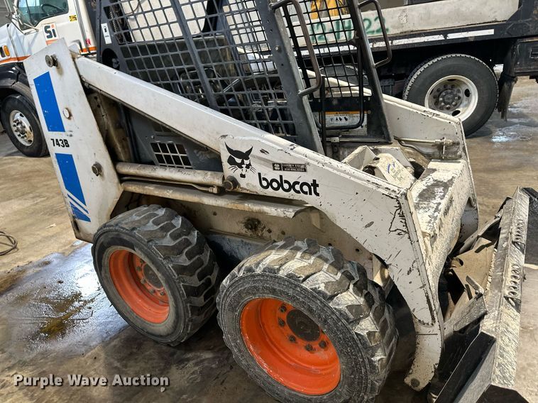 image for item DO4967 Bobcat 743B  skid steer loader