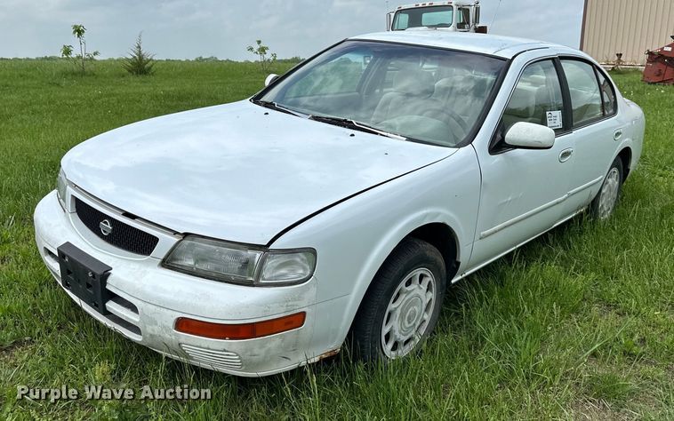 image for item DO4974 1996 Nissan Maxima