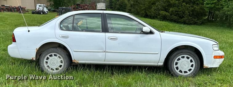 image for item DO4974 1996 Nissan Maxima