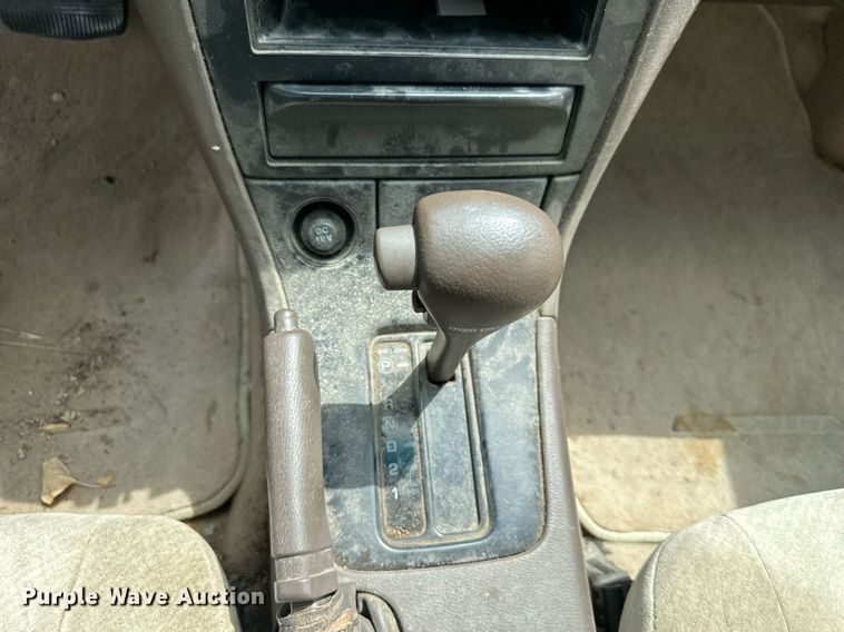 image for item DO4974 1996 Nissan Maxima