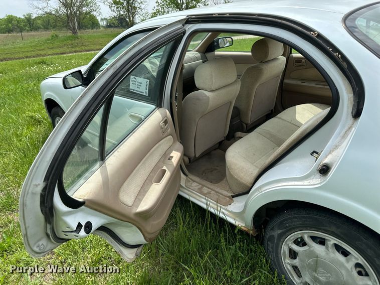 image for item DO4974 1996 Nissan Maxima